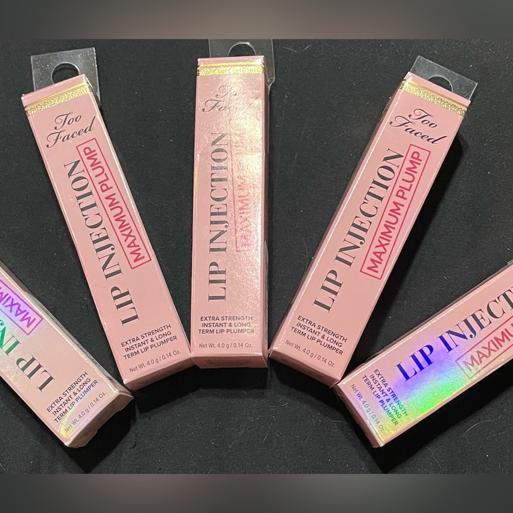 COPY - Too Faced Lip Injection Maximum Plump